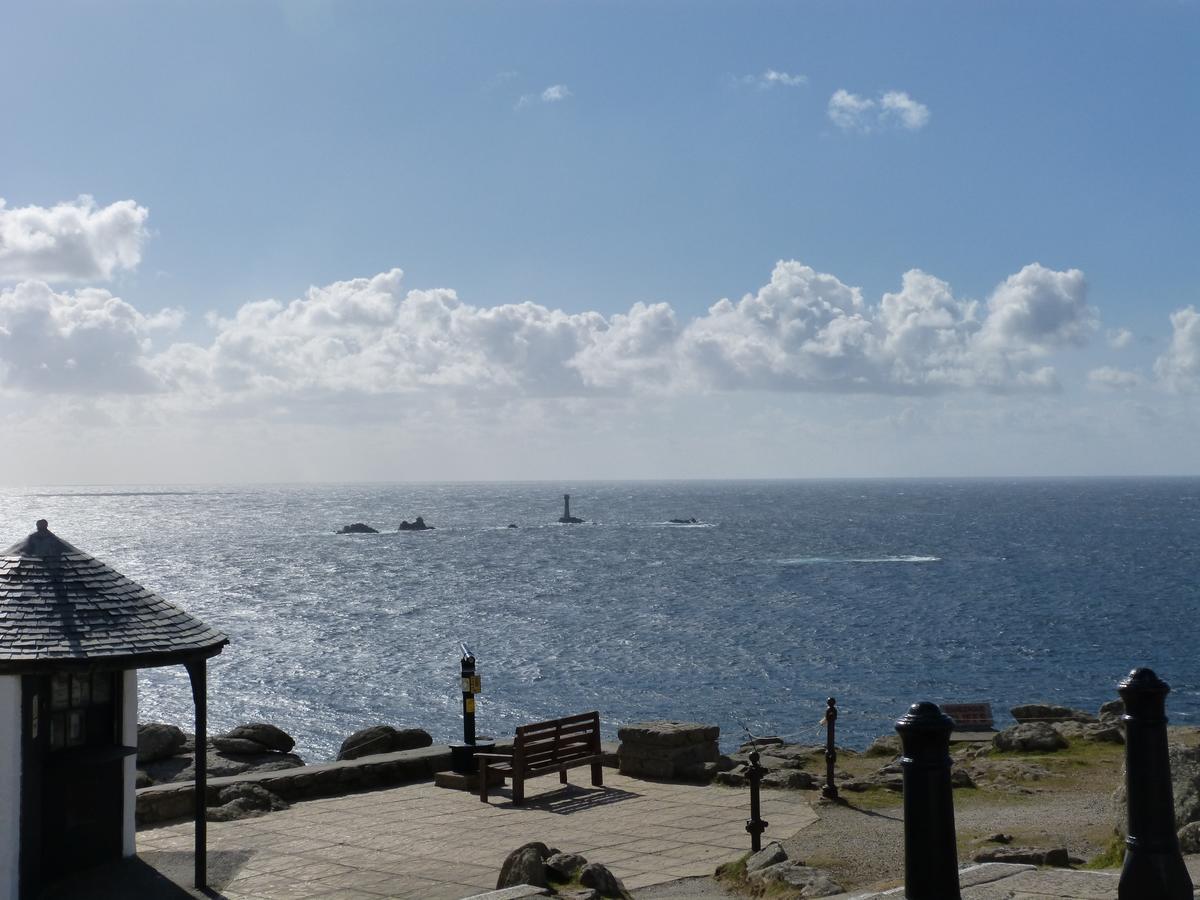 Land'S End Hostel Trevescan Sennen Luaran gambar